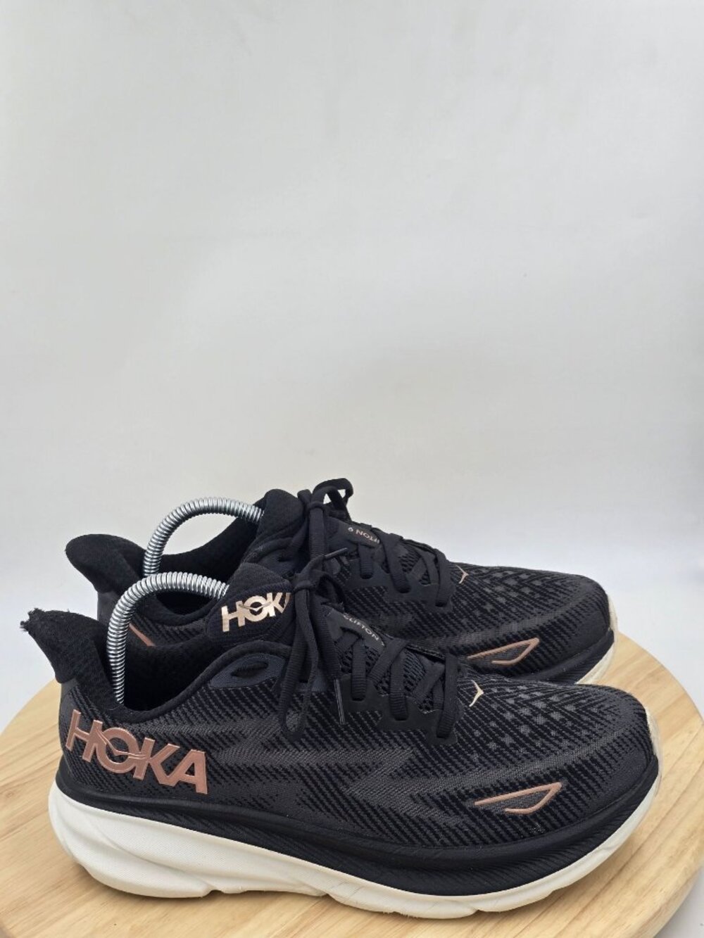HOKA Women's Clifton 9 running  athletic shoes black rose gold sz 9 Wide